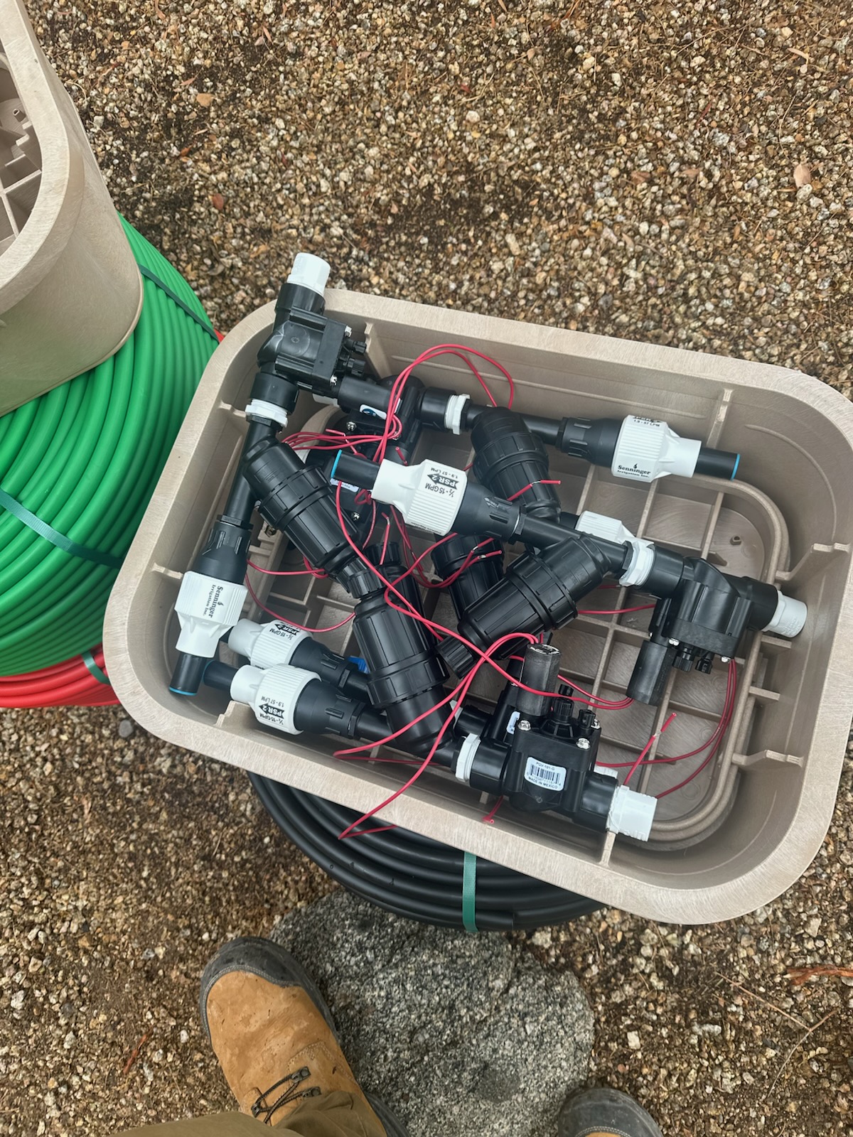 New irrigation valve manifold assembly with drip tubing